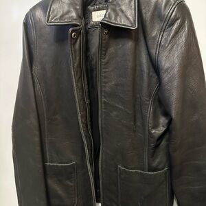 1990s Liz Claiborne soft leather women’s jacket. Size medium.